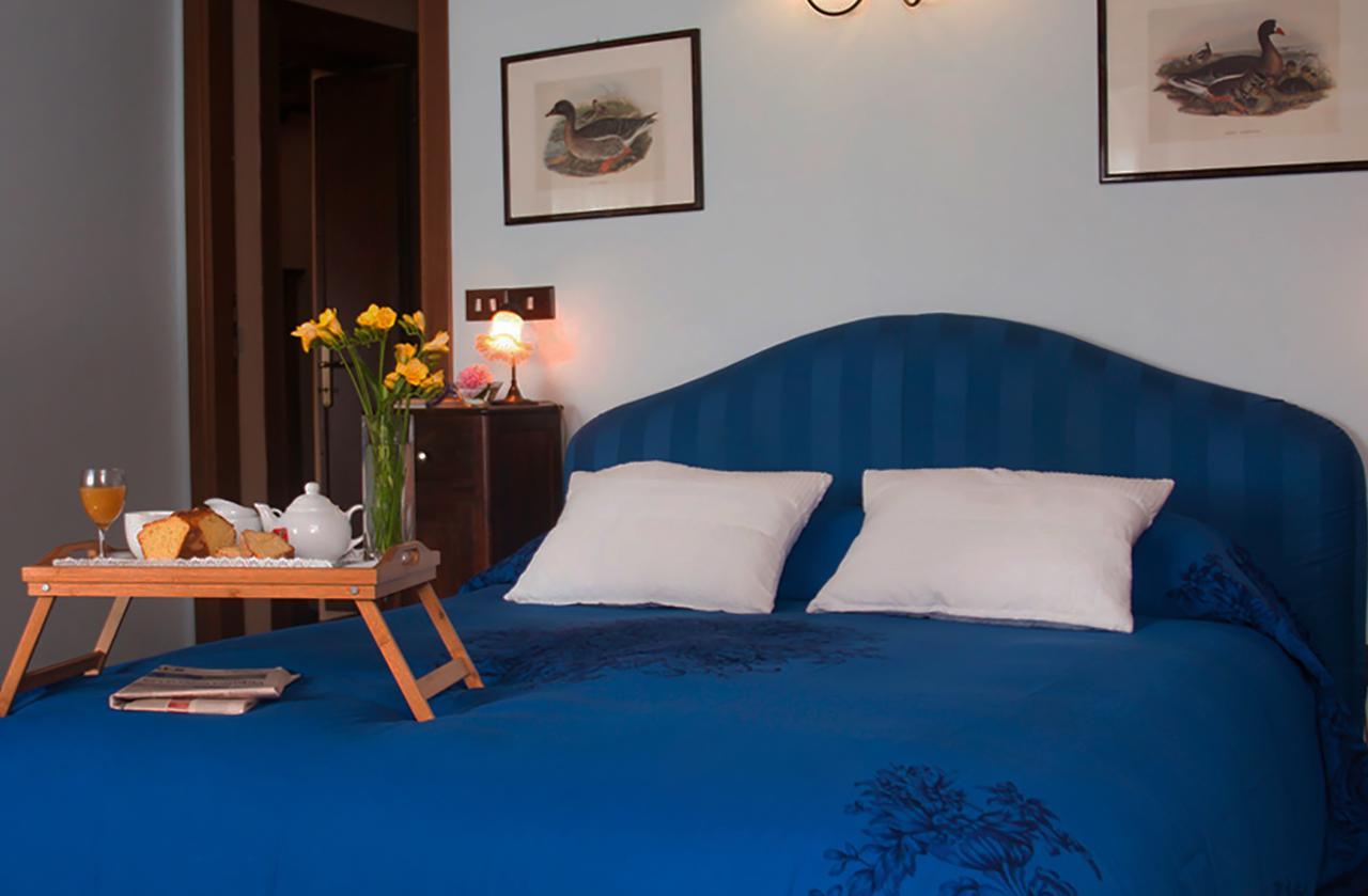 Il Poggiolo Di Parrano Guest House Ngoại thất bức ảnh