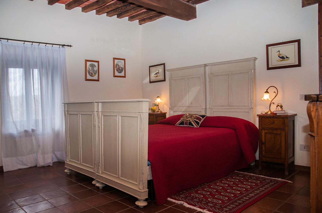 Il Poggiolo Di Parrano Guest House Ngoại thất bức ảnh