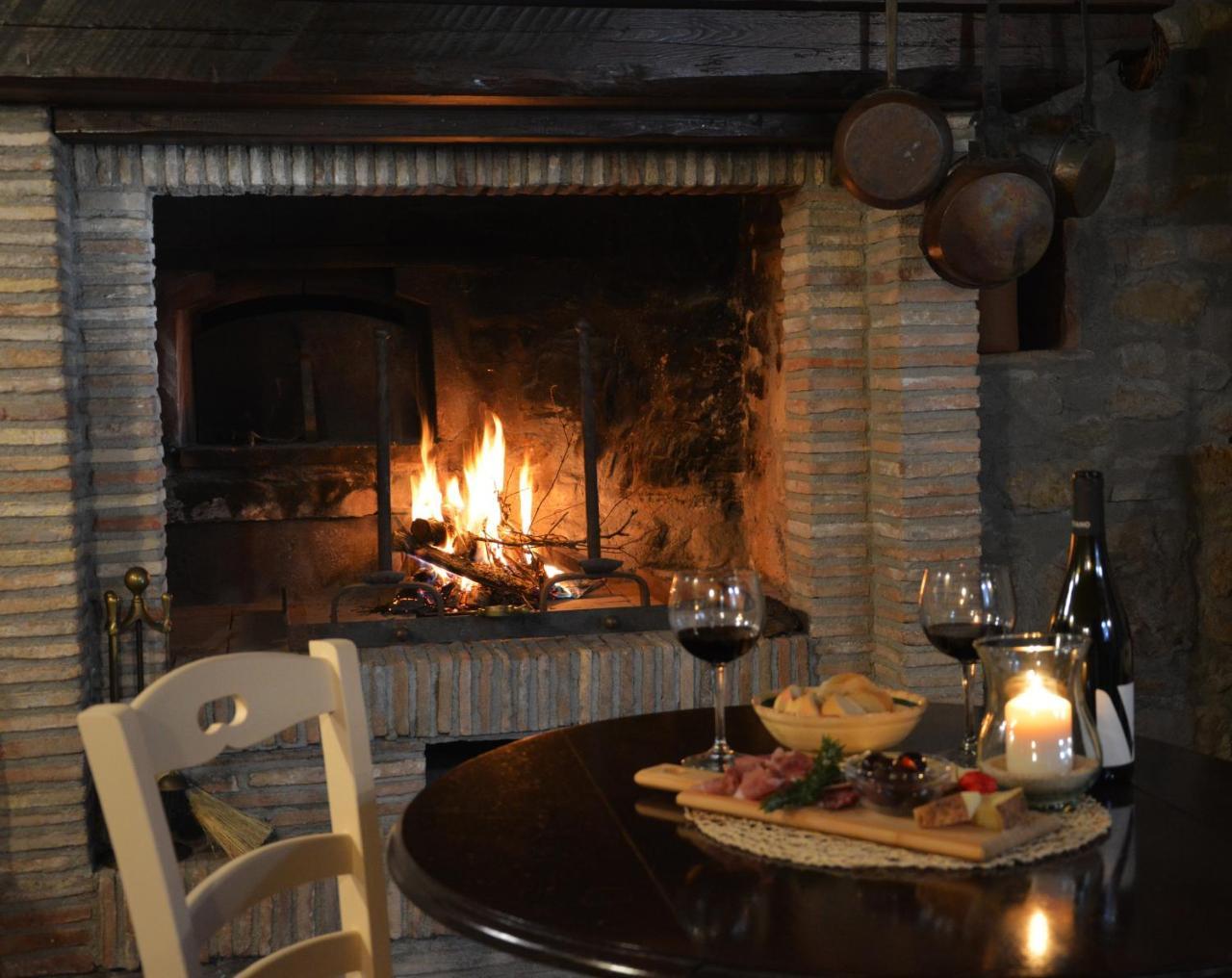 Il Poggiolo Di Parrano Guest House Ngoại thất bức ảnh